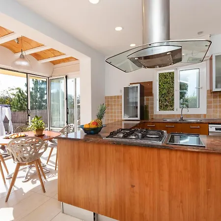 Vila Near Ibiza Town Sleeps 8 - Fluxa