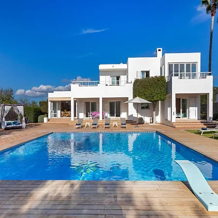 Near Ibiza Town Sleeps 8 - Fluxa