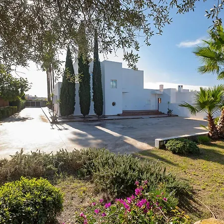 Vila Near Ibiza Town Sleeps 8 - Fluxa