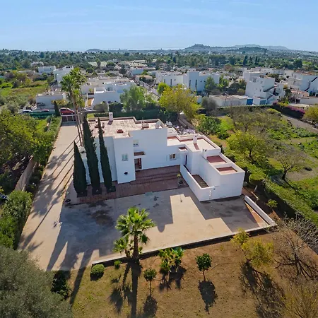 Near Ibiza Town Sleeps 8 - Fluxa