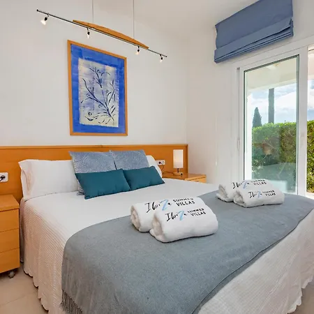Near Ibiza Town Sleeps 8 - Fluxa Can Furnet