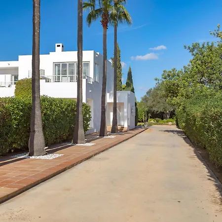 Near Ibiza Town Sleeps 8 - Fluxa