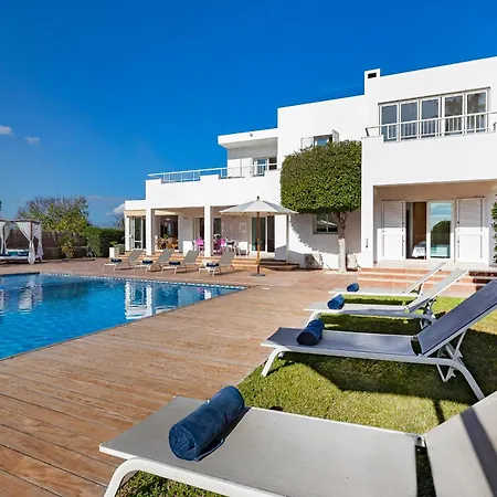 Near Ibiza Town Sleeps 8 - Fluxa *